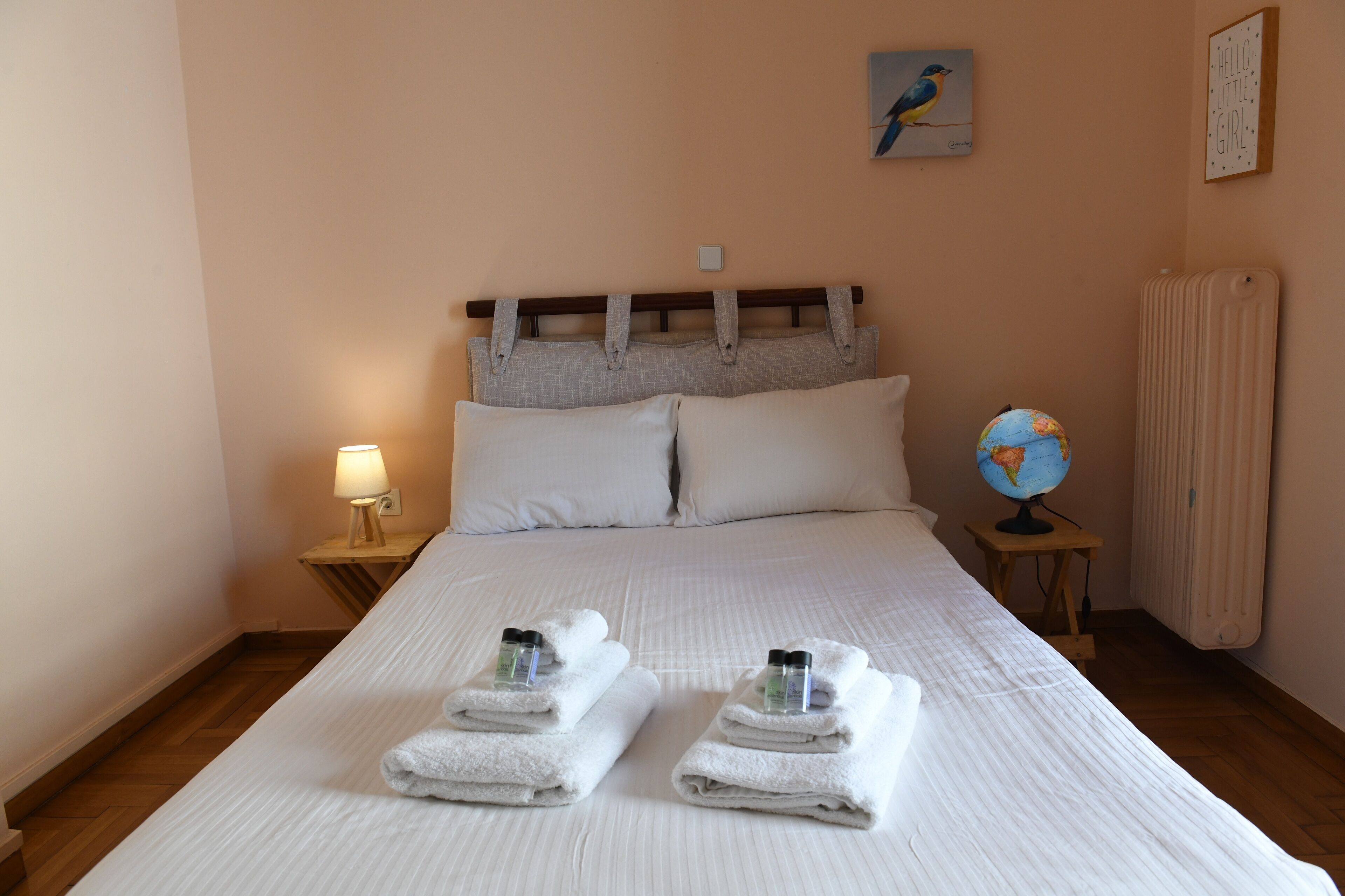 2 bedrooms, WiFi, bed sheets