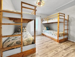 3 Schlafzimmer, Bügeleisen/Bügelbrett, WLAN, Bettwäsche