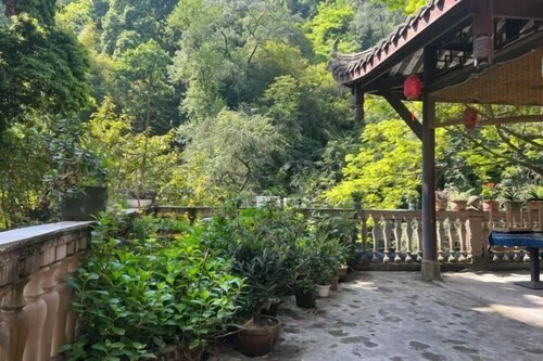 Xiushan Hotel