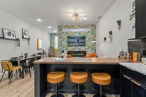 Condo, City View | Private kitchen | Coffee/tea maker, electric kettle - Kid Friendly-Parking-Roof Deck (Philadelphia)