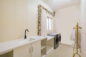 Laundry room - Vienna Classic Hotel (Eye of Tianjin Ancient Culture Street) (Tianjin)