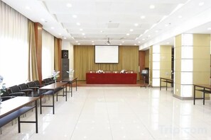 Unclassified image, 4 of 55, button - Jingbin Hotel (Beijing)