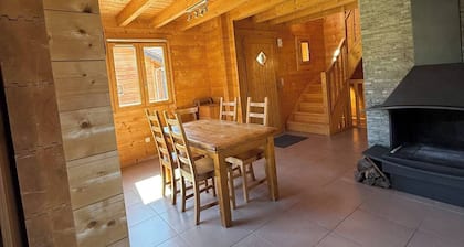 L'écrin des Epicèas chalet sleeps 9