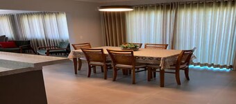 Cozy apartment near the sea in Itapoá