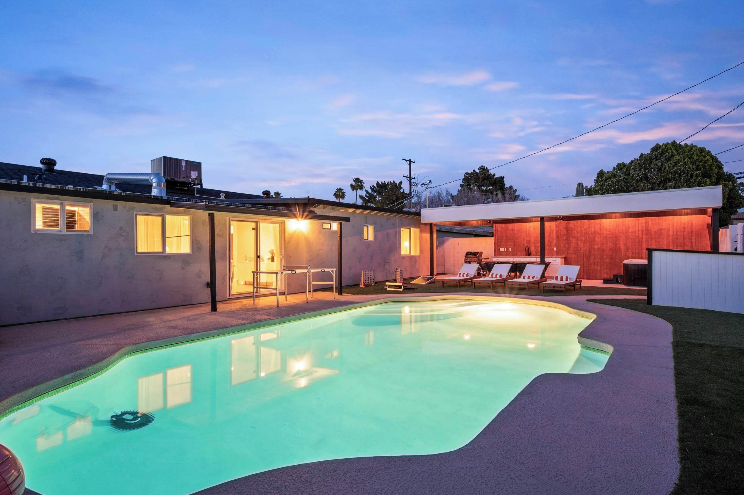 Outdoor pool, a heated pool