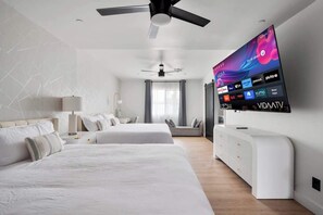 4 Schlafzimmer, Bügeleisen/Bügelbrett, Reisekinderbett, kostenloses WLAN