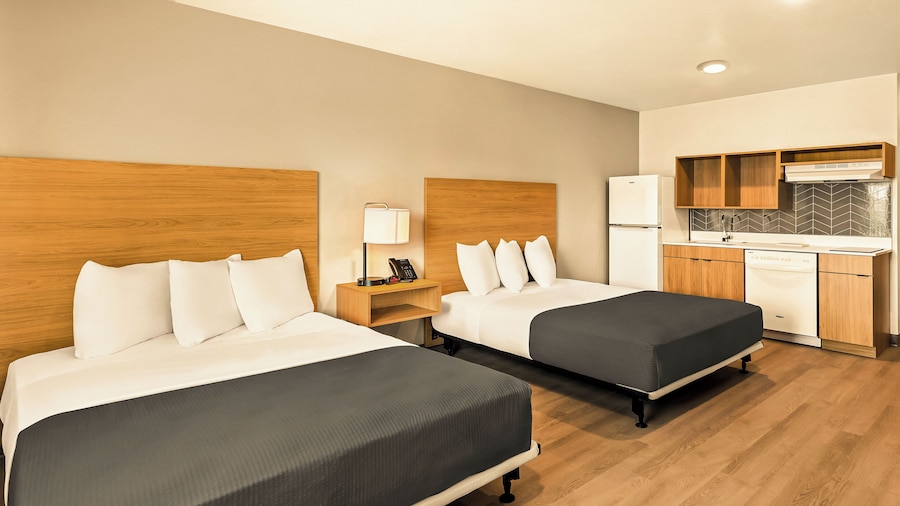 LivAway Suites Seattle-Renton