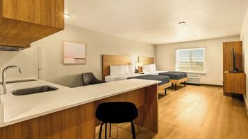 Studio Suite, 2 Queen Beds, Non Smoking