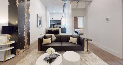 Charming 2-bedroom apartment in the Historic Downtown Grand Island