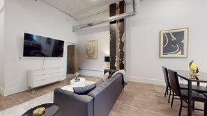 TV connectée, espaces bureaux