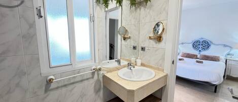 Secadora de cabello y toallas