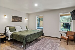 2 室のベッドルーム、アイロン / アイロン台、WiFi、ベッドシーツ