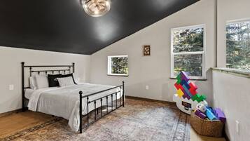 2 多间卧室、熨斗/熨衣板、WiFi、床单