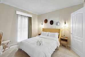 1 bedroom, iron/ironing board, free WiFi - Best getaway in Santa Monica w/Gym, Pool, Free Parking (Culver City)