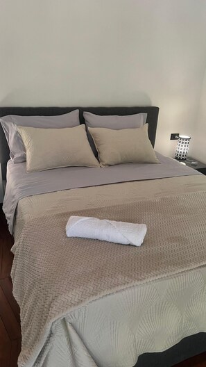 3 chambres, accès au Wi-Fi (inclus), literie fournie