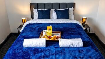 3 bedrooms, iron/ironing board, free WiFi, bed sheets