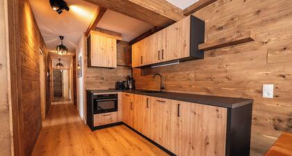 Chalet zur Rose 3-Zimmer-Wohnung „Alpenrose“ 2-8 Personen (90m2)