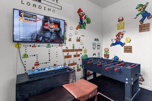 Game room - Poolside Playhouse | Hot Tub | Near Wrights. Beac (Wilmington)