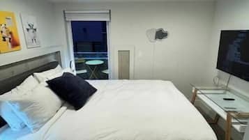 1 bedroom, WiFi, bed sheets