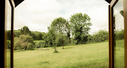 Cosy Rural Cabin With Ensuite without Pergola