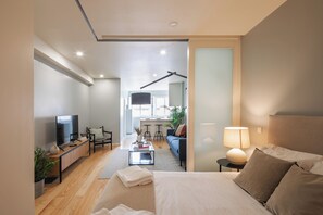 1 室のベッドルーム、WiFi (無料)、ベッドシーツ