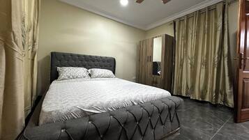 2 habitaciones, tabla de planchar con plancha y wifi gratis