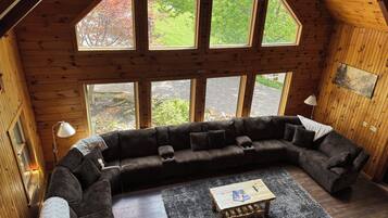 TV, fireplace, table tennis