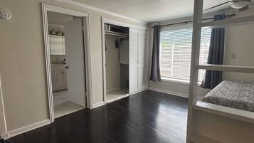 1 間睡房、Wi-Fi、床單