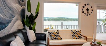 Lakefront Getaway | Sleeps 8+ | Private Pier & Hot Tub