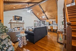 Téléviseur connecté, foyer