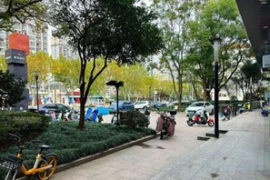 Unclassified image, 4 of 27, button - Hotel Apartment (Shanghai National Convention and Exhibition Center Jiangqiao Old Street Branch) (Shanghai)