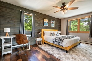 4 bedrooms, iron/ironing board, travel cot, free WiFi