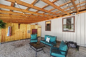 Terrace/patio - On Main Street 1 mile from Jacks Fork River! Central Eminence location! (Eminence)