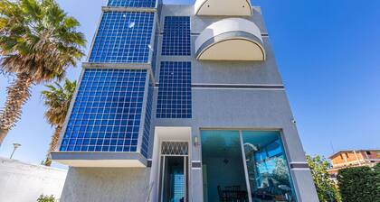 Modern Home with Wifi and Beach Access | Golem