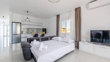 1 habitación, tabla de planchar con plancha, wifi y ropa de cama
