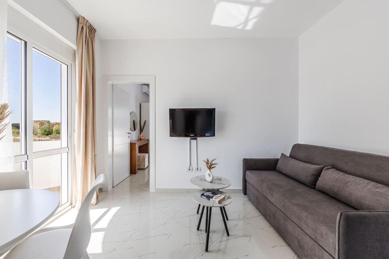 Fernseher, Stereoanlage