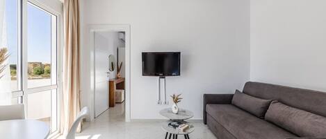 Fernseher, Stereoanlage