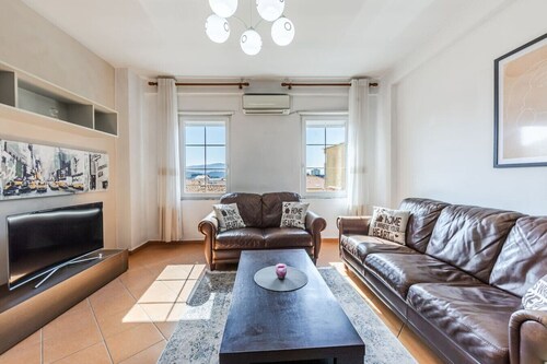 Authentic Apartment in the Center of Shkodra by PikHost