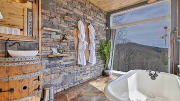 Shampoo, toilet paper