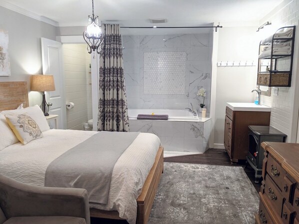 مكواة/لوح كي وواي فاي مجانًا وملاءات أسرّة