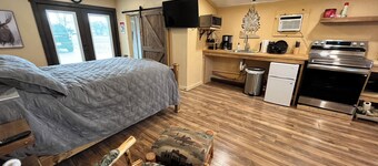 Cozy Cabin Guest House