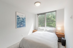3 chambres, fer et planche à repasser, Wi-Fi, draps fournis