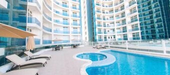 oasis tower family apartment 2904