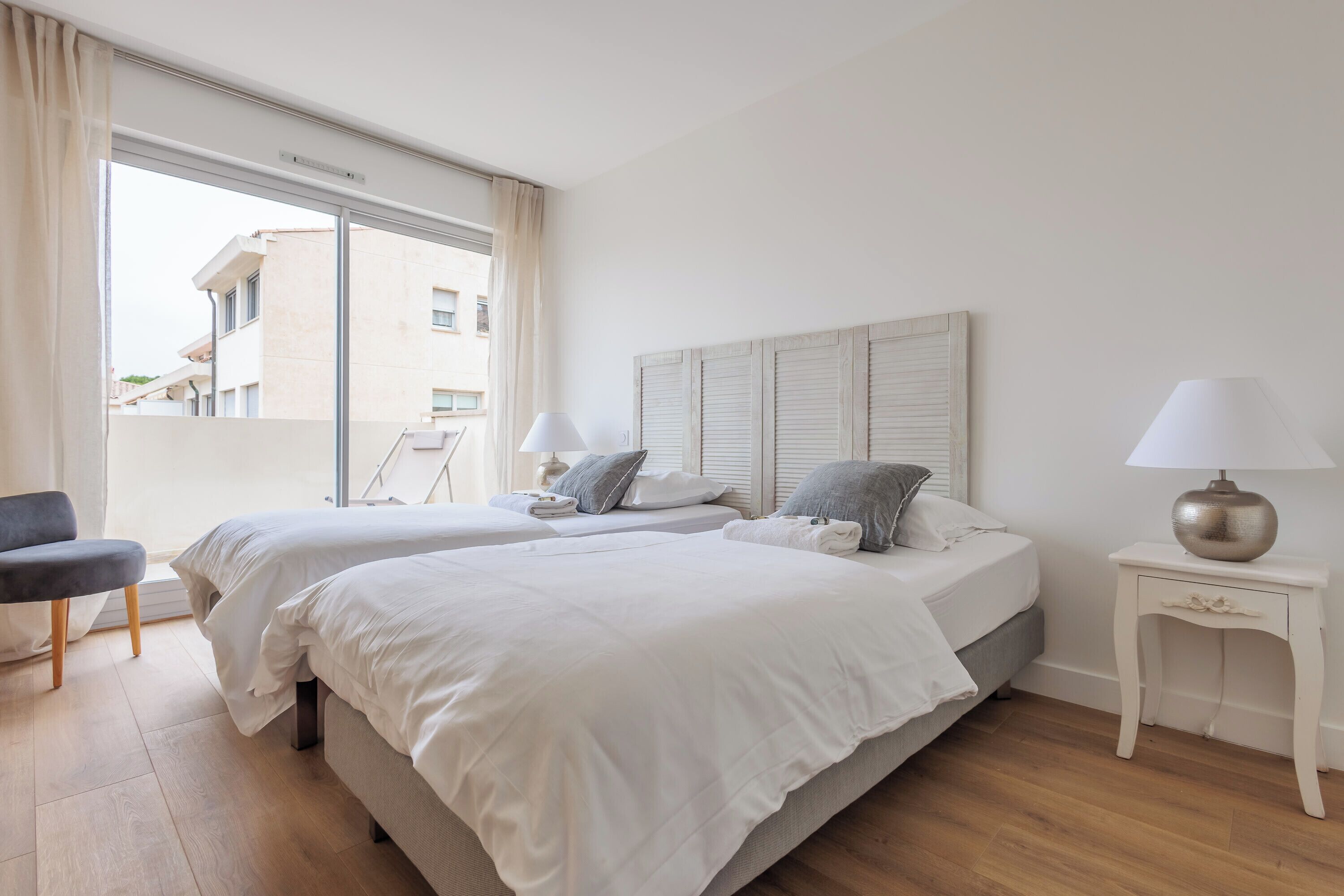 2 chambres, fer et planche à repasser, Wi-Fi, draps fournis