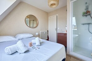 1 chambre, draps fournis