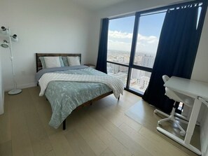 2 chambres, bureau, Wi-Fi, draps fournis