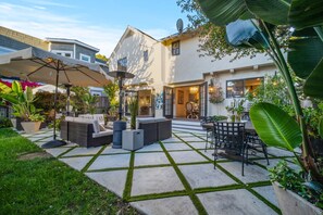 Outdoor dining - Luxury Coronado Island Home (Coronado)