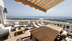 Outdoor dining - AP417 LOS MANDARINOS (Nerja)