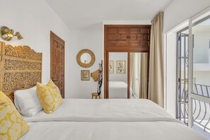 3 chambres, fer et planche à repasser, Wi-Fi gratuit, draps fournis