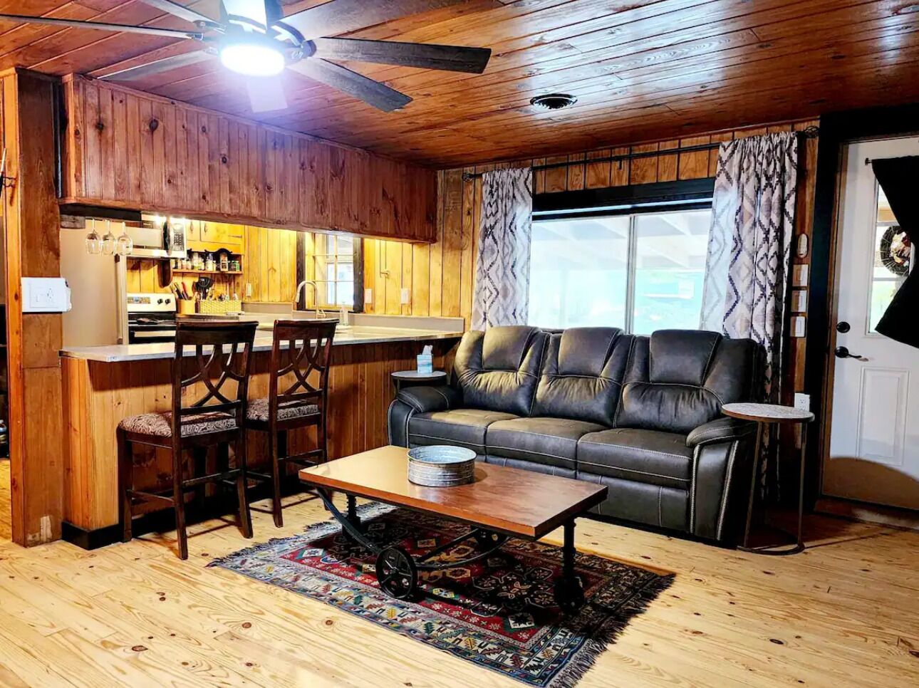 スマートテレビ、暖炉